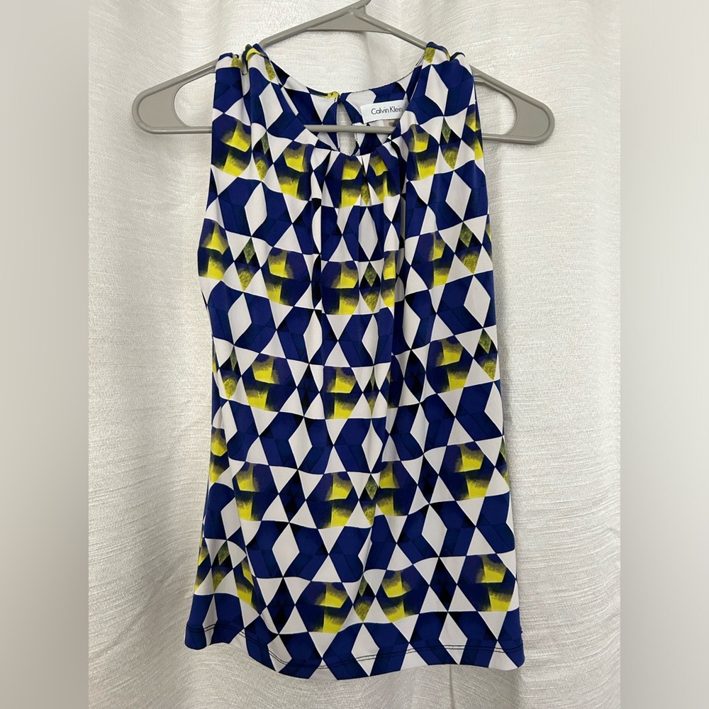 Calvin Klein patterned sleeveless blouse